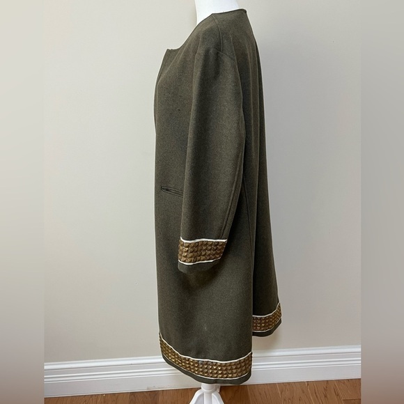 Gryphon Wool Green Shin Length Coat. Size XL. Great Condition. - Picture 8 of 11